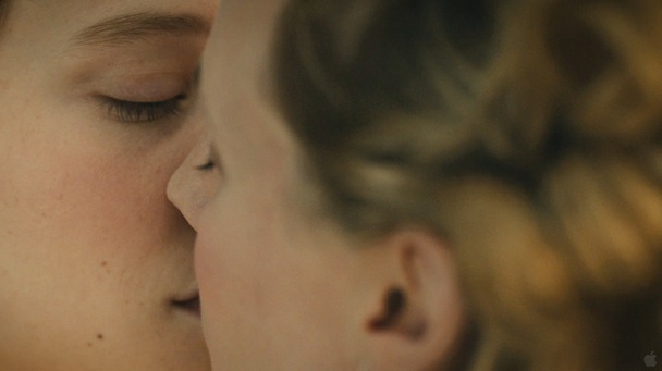 farewellmyqueen-tlr1_h1080p.mov - 00014