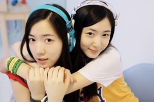 Ryu Hyoyoung and Ryu Hwayoung 1