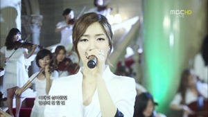 T-ARA - Don't Leave   Day By Day (Show Music Core 2012.07.07).ts - 00013