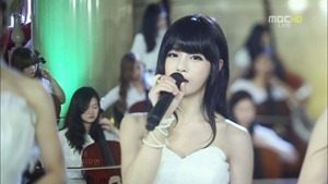 T-ARA - Don't Leave   Day By Day (Show Music Core 2012.07.07).ts - 00020