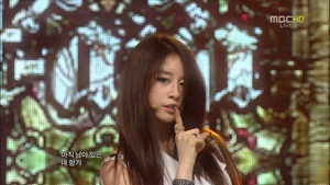 T-ARA - Don't Leave   Day By Day (Show Music Core 2012.07.07).ts - 00034