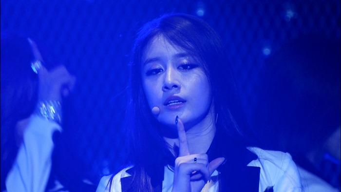 T-ara - Japan Tour 2012.m2ts - 00083