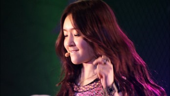 T-ara - Japan Tour 2012.m2ts - 00473