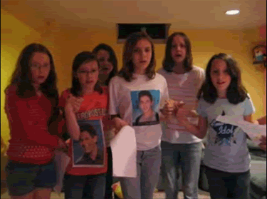 31625937_disgusted_gif