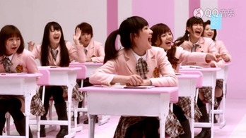SNH48 - Heavy Rotation.mp4 - 00003