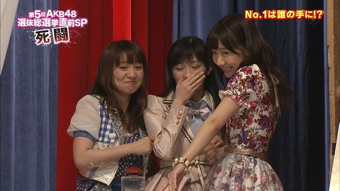 130603 SMAP&times;SMAP (Mayuyu, Yukirin, Yuko).mp4 - 00057