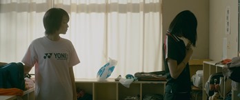 Kirishima,_bukatsu_yamerutteyo.2012.1080p.BluRay.x264.AC3-HDWinG.mkv - 00031