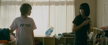 Kirishima,_bukatsu_yamerutteyo.2012.1080p.BluRay.x264.AC3-HDWinG.mkv - 00034