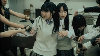 MV Nogizaka46 2nd Single - Ookami ni Kuchibue wo (Under Girl).mkv - 00006