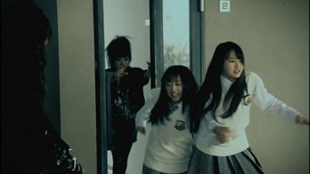 MV Nogizaka46 2nd Single - Ookami ni Kuchibue wo (Under Girl).mkv - 00011