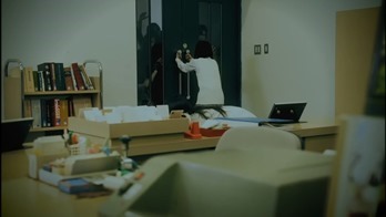 MV Nogizaka46 2nd Single - Ookami ni Kuchibue wo (Under Girl).mkv - 00014