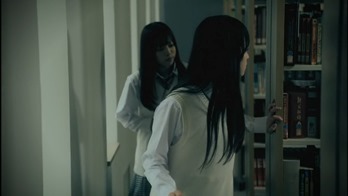 MV Nogizaka46 2nd Single - Ookami ni Kuchibue wo (Under Girl).mkv - 00019
