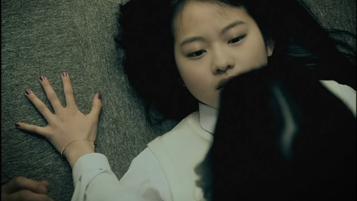 MV Nogizaka46 2nd Single - Ookami ni Kuchibue wo (Under Girl).mkv - 00042