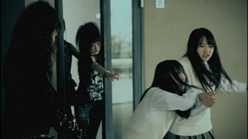 MV Nogizaka46 2nd Single - Ookami ni Kuchibue wo (Under Girl).mkv - 00063