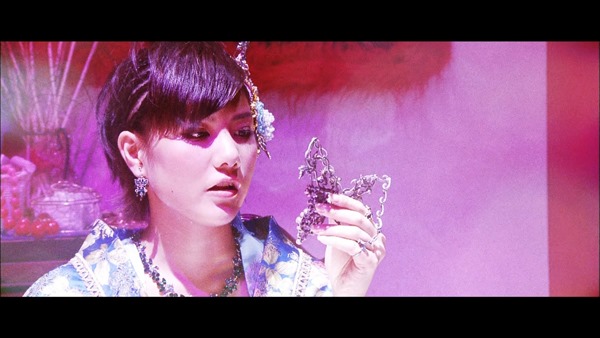 Flying Get  Long.m2ts - 00015