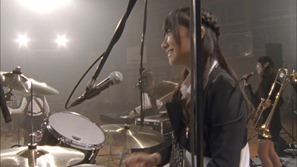 Give Me Five.m2ts - 00019