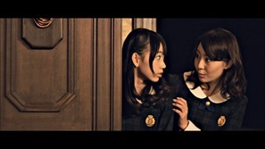 Shoe Throw.m2ts - 00005