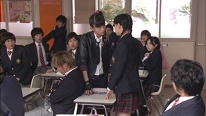 Yankee-kun to Megane-chan ep03 (1280x720 x264).mp4 - 00018