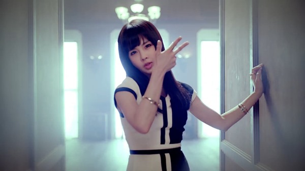 [MV] T-ara - NUMBER NINE (Melon).mp4 - 00073