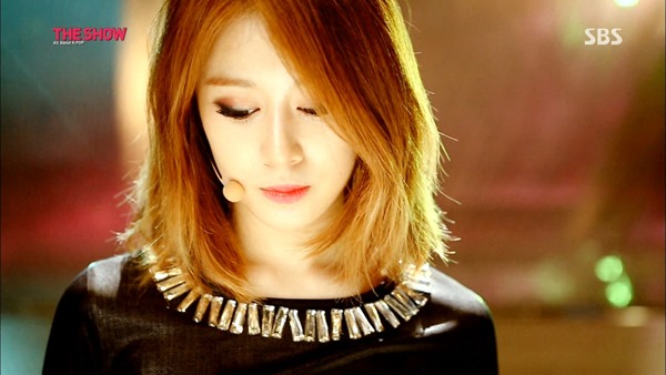 T-ARA - Interview   Because I Know   No. 9 (SBS The Show - All About K-POP 2013.10.16).tp - 00056