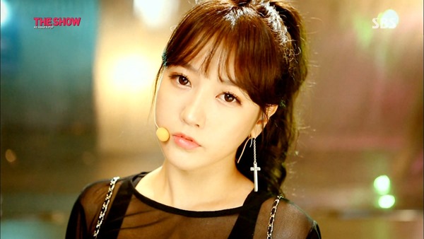 T-ARA - Interview   Because I Know   No. 9 (SBS The Show - All About K-POP 2013.10.16).tp - 00059