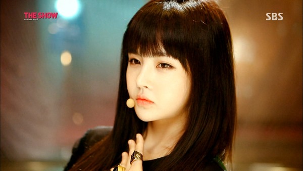 T-ARA - Interview   Because I Know   No. 9 (SBS The Show - All About K-POP 2013.10.16).tp - 00061