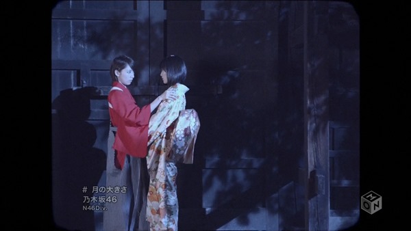 Nogizaka46 - Tsuki no Ookisa (1440x1080i H.264 AAC M-ON! HD) (2013.11.27).ts - 00072
