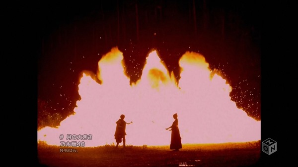 Nogizaka46 - Tsuki no Ookisa (1440x1080i H.264 AAC M-ON! HD) (2013.11.27).ts - 00084