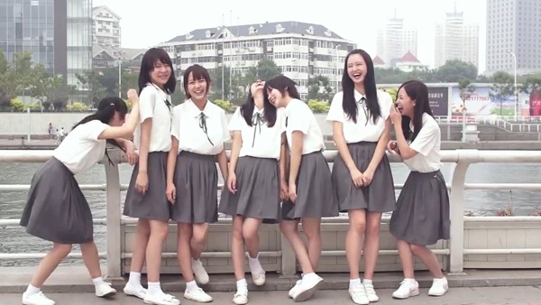 SNH48 《梦想预备生之半熟少女》Special SNH48 - YouTube.mp4 - 00057