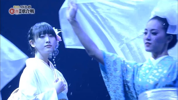 (48G) AKB48 3rd Kouhaku Taikou Uta Gassen.mp4 - 00310