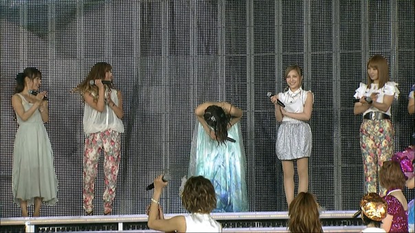 Manatsu no Dome Tour D Tokyo 1b.m2ts - 00119