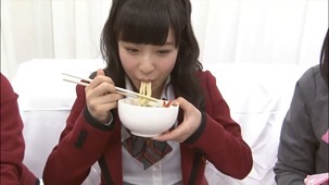 NMB48 YNN配信 りぃちゃん24時間テレビ「川上うどん庵」 140123 - YouTube.mp4 - 00020