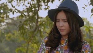 Namaste_Hello_Bye_Bye.2013-DVDRip.x264.AAC-SeeingMole.mp4 - 00015