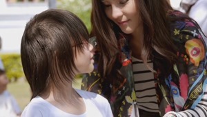 Namaste_Hello_Bye_Bye.2013-DVDRip.x264.AAC-SeeingMole.mp4 - 00034