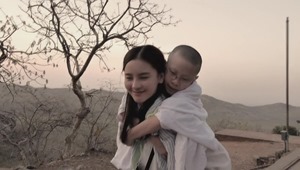 Namaste_Hello_Bye_Bye.2013-DVDRip.x264.AAC-SeeingMole.mp4 - 00167