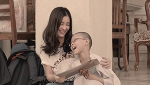 Namaste_Hello_Bye_Bye.2013-DVDRip.x264.AAC-SeeingMole.mp4 - 00171