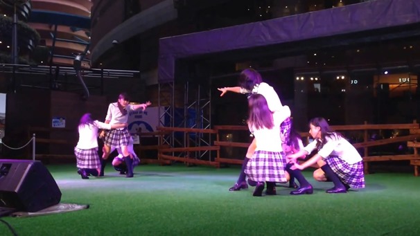 青SHUN学園 リリースイベント＠キャナルシティ　「手紙。」 - YouTube.mp4 - 00081