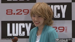 AKB48川栄李奈「かけ算は暗記じゃなくて計算&hellip;」　映画「LUCY／ルーシー」公開直前イベントで会見 - YouTube.mp4 - 00000