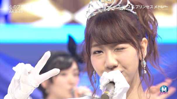 AKB48 - RIVER   Flying Get   Kokoro no Placard   Talk (Music Station SP 140926).ts - 00184