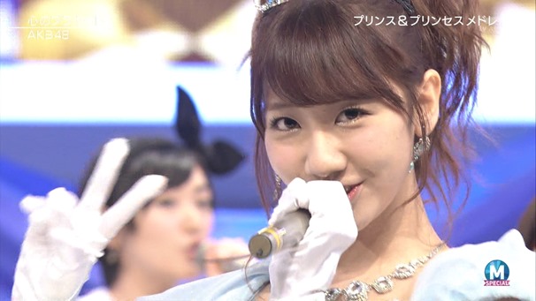 AKB48 - RIVER   Flying Get   Kokoro no Placard   Talk (Music Station SP 140926).ts - 00186