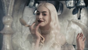 Alice.in.Wonderland.2010.1080p.BluRay.DTS.x264-ESiR.mkv - 00100