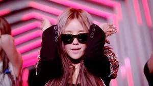 T-ARA[티아라] -SUGAR FREE-[슈가프리] M_V ver.1 - YouTube.mp4 - 00030