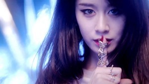 T-ARA[티아라] -SUGAR FREE-[슈가프리] M_V ver.1 - YouTube.mp4 - 00099