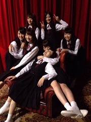 B0ZimhmCcAA7S3v.jpg large