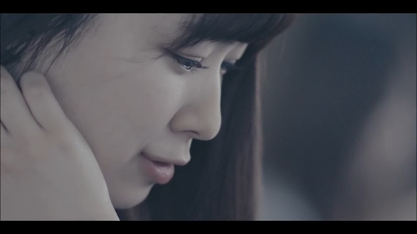 MV】ロンリネスクラブ （Team B） Short ver. _ AKB48[公式] - YouTube.mp4 - 00024