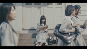 MV】ロンリネスクラブ （Team B） Short ver. _ AKB48[公式] - YouTube.mp4 - 00031