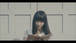 MV】ロンリネスクラブ （Team B） Short ver. _ AKB48[公式] - YouTube.mp4 - 00032
