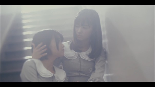 MV】ロンリネスクラブ （Team B） Short ver. _ AKB48[公式] - YouTube.mp4 - 00043
