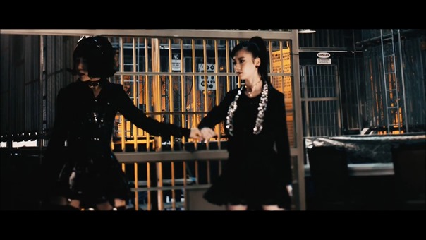 MV】従順なSlave （Team A） Short ver. _ AKB48[公式] - YouTube.mp4 - 00037