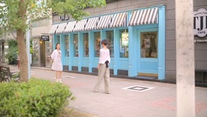 楊丞琳Rainie Yang - 其實我們值得幸福 (Official HD MV) - YouTube_2.mp4 - 00053